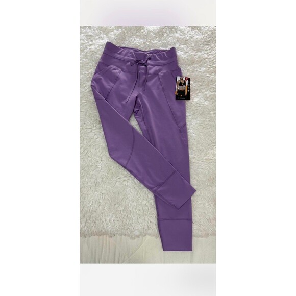 NWT Women’s Purple Yoga Pants Leggings - Size M - Avia - Picture 2 of 4